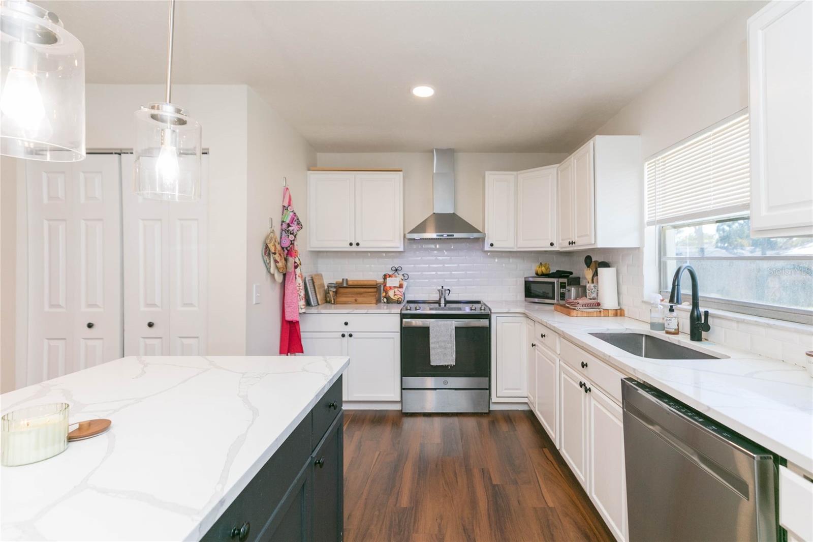 1612 BERKSHIRE DR, BRANDON, FL, 33511