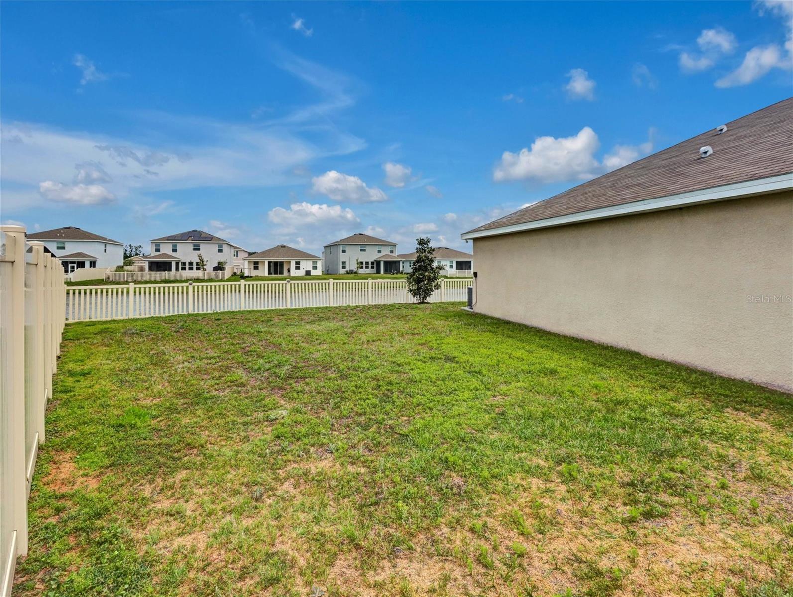 1202 TAHITIAN SUNRISE DR, PLANT CITY, FL, 33565