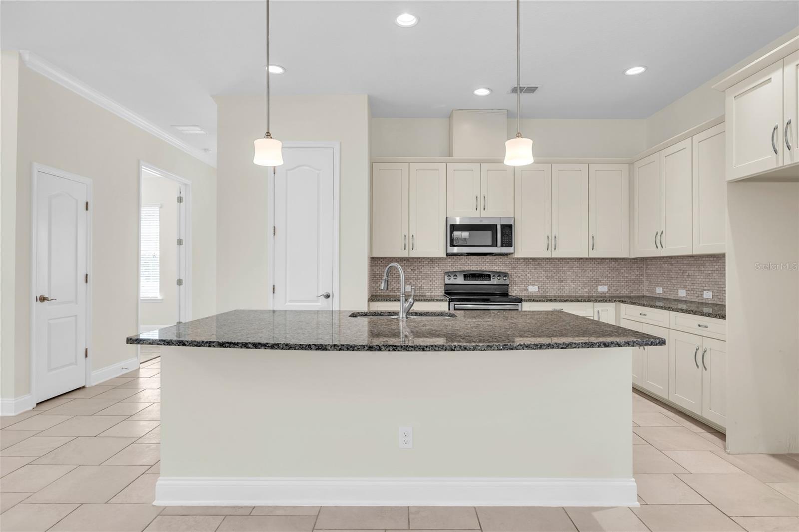 8636 TAVISTOCK LAKES BLVD, ORLANDO, FL, 32827