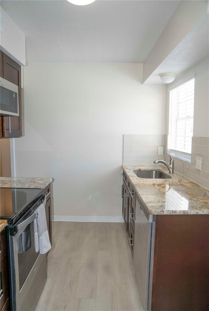 6940 A SUNSET DR S #2D, SOUTH PASADENA, FL, 33707