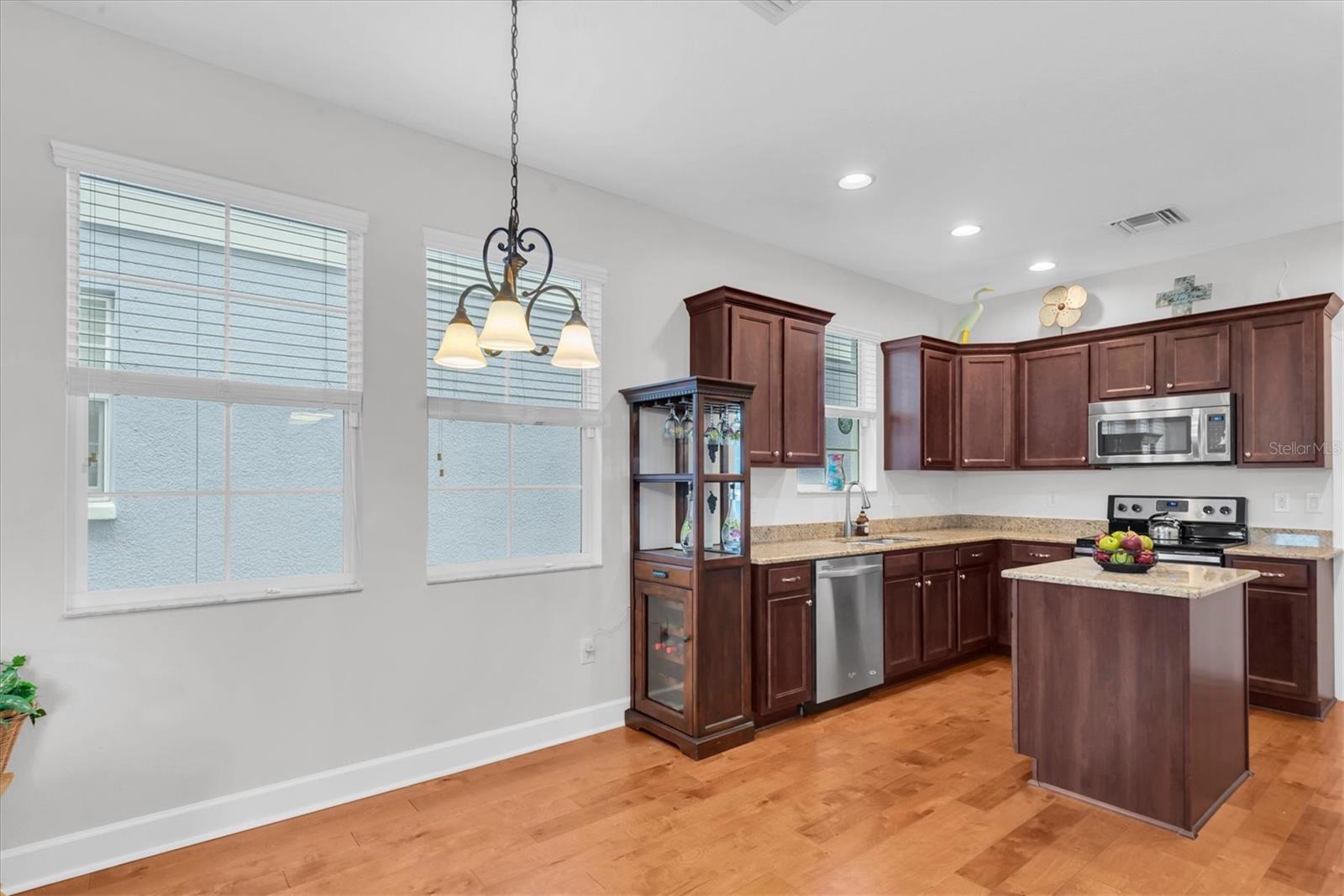 208 CUTLASS WAY, OLDSMAR, FL, 34677