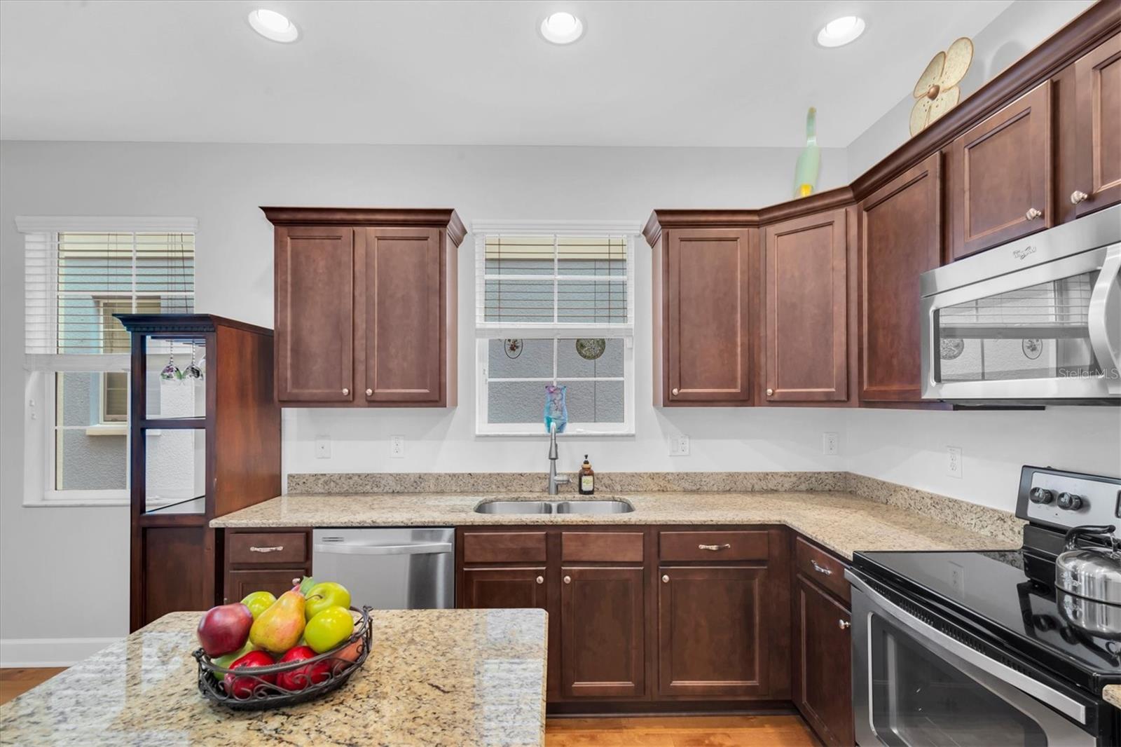 208 CUTLASS WAY, OLDSMAR, FL, 34677