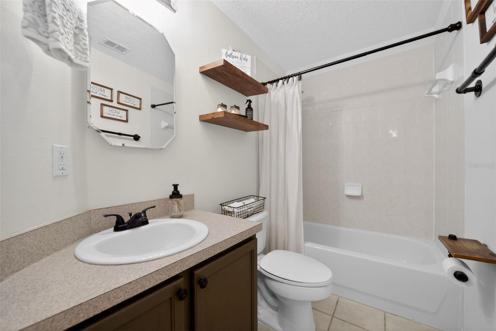 692 SEABROOK CT #101, ALTAMONTE SPRINGS, FL, 32714