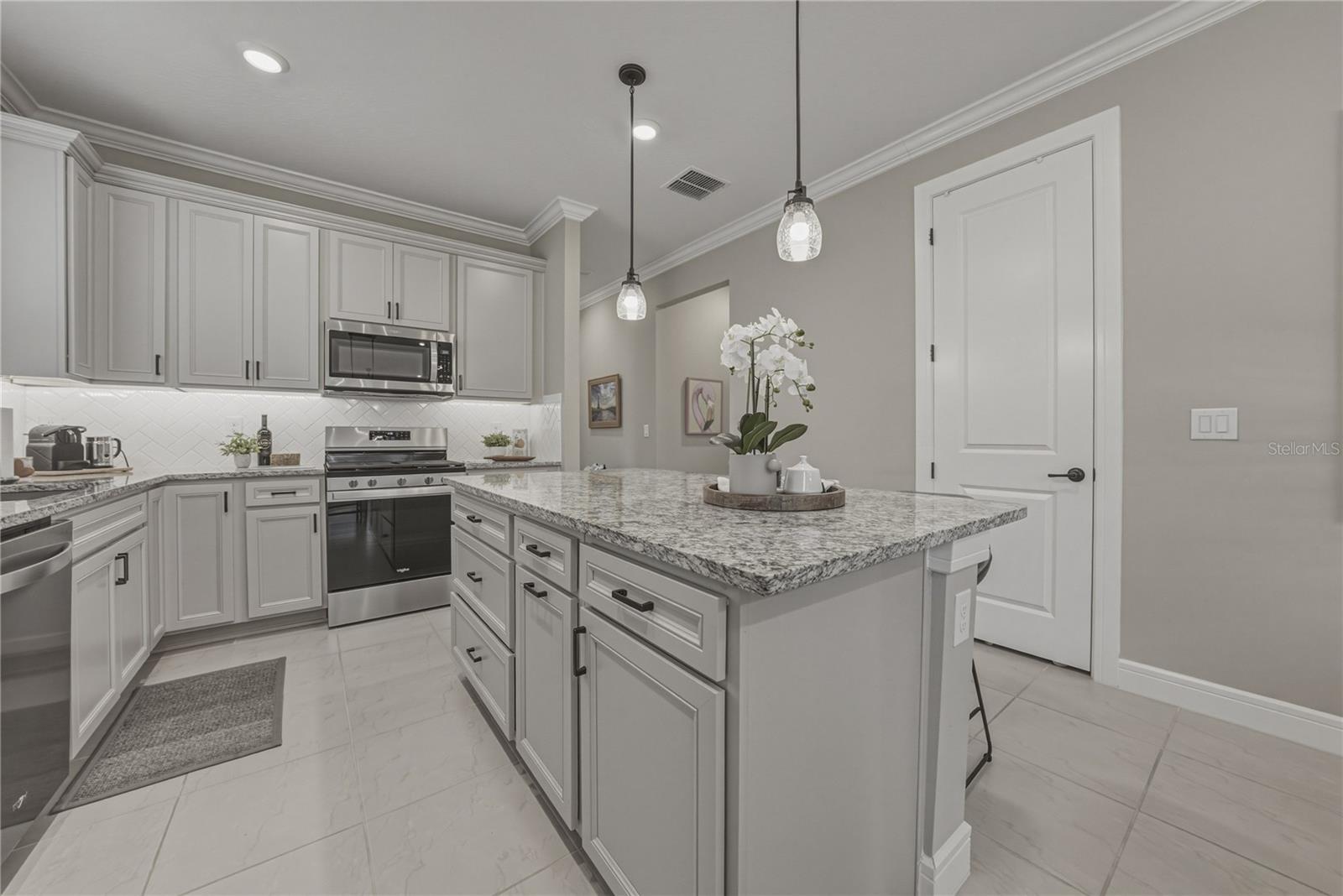 6041 SHOREBIRD BR, LAND O LAKES, FL, 34638