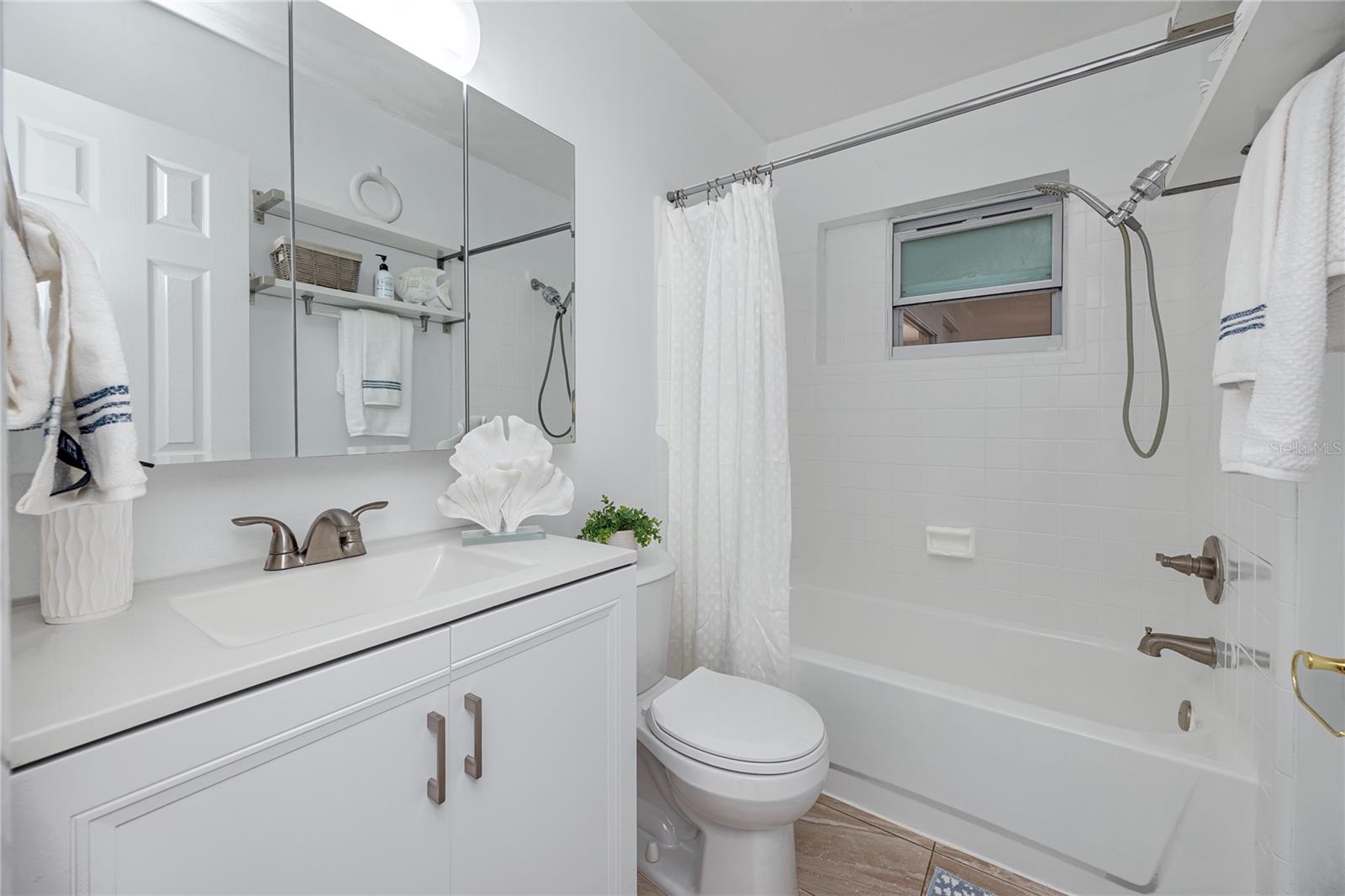 6482 20TH ST N, ST PETERSBURG, FL, 33702