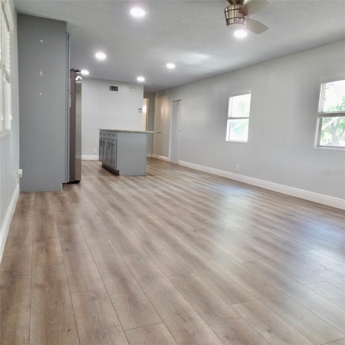 4637 FOX RIDGE BLVD, WESLEY CHAPEL, FL, 33543