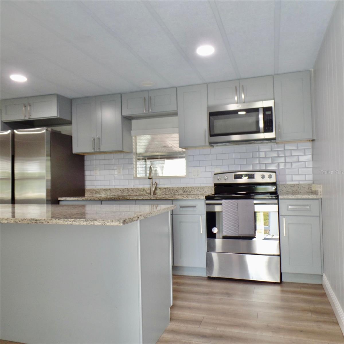 4637 FOX RIDGE BLVD, WESLEY CHAPEL, FL, 33543