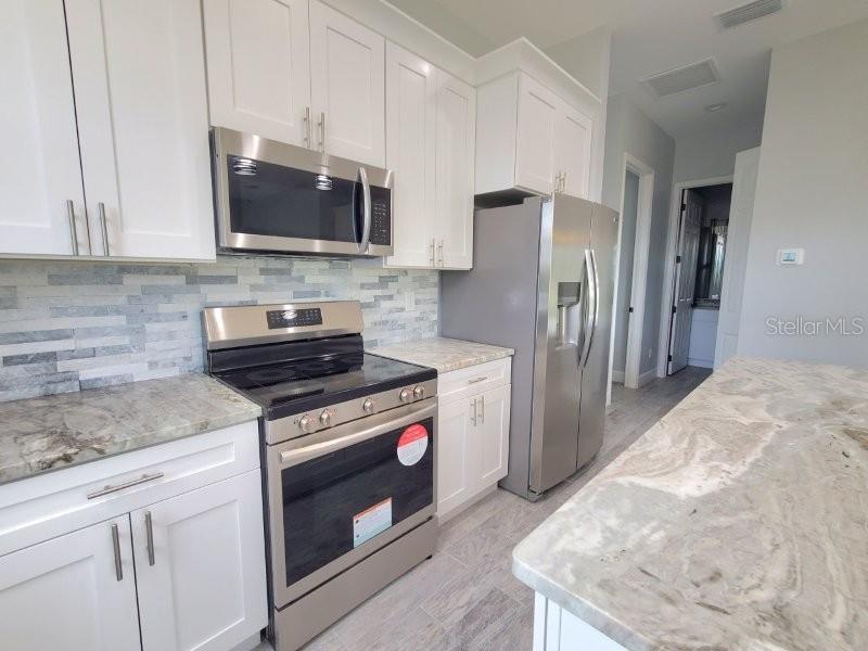 1038 SAN CRISTOBAL AVE, PUNTA GORDA, FL, 33983