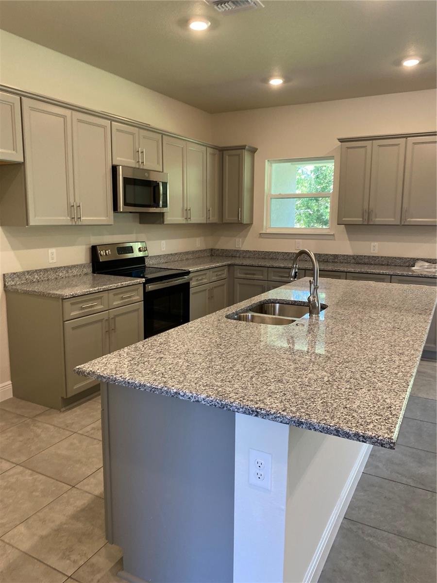 3927 JOHNSTOWN ST, NORTH PORT, FL, 34288