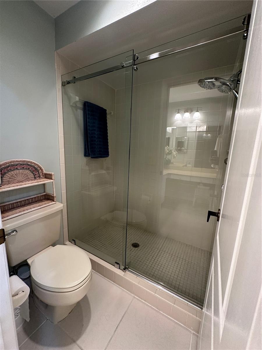 6713 STONE RIVER RD #202, BRADENTON, FL, 34203