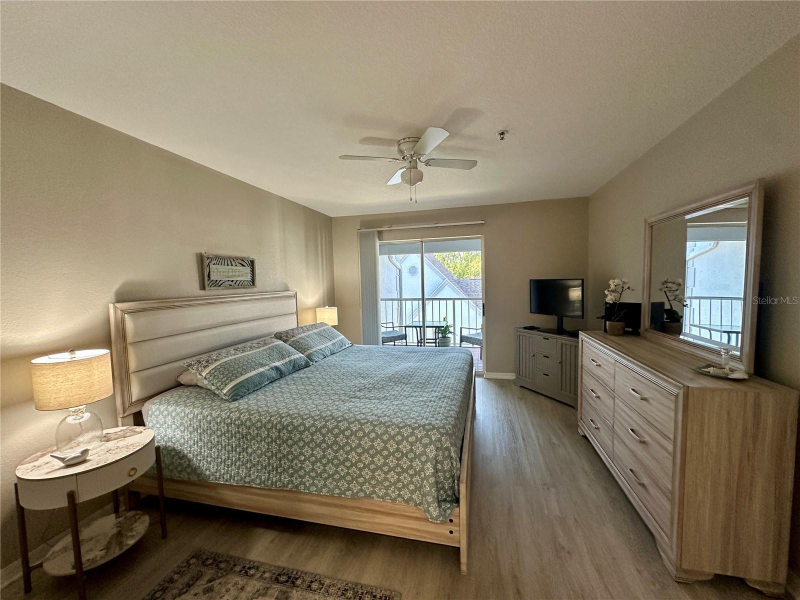 6713 STONE RIVER RD #202, BRADENTON, FL, 34203