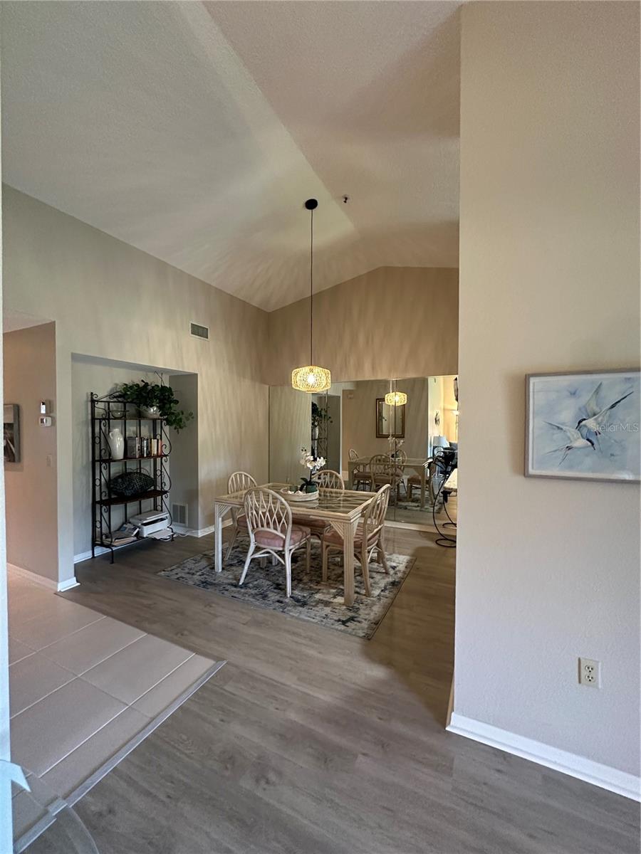 6713 STONE RIVER RD #202, BRADENTON, FL, 34203