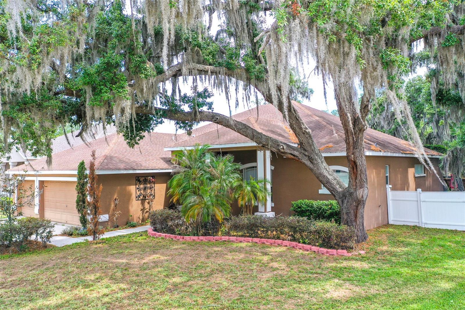 2539 CENTENNIAL FALCON DR, VALRICO, FL, 33596