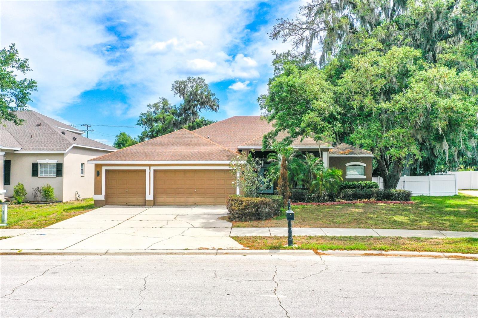 2539 CENTENNIAL FALCON DR, VALRICO, FL, 33596
