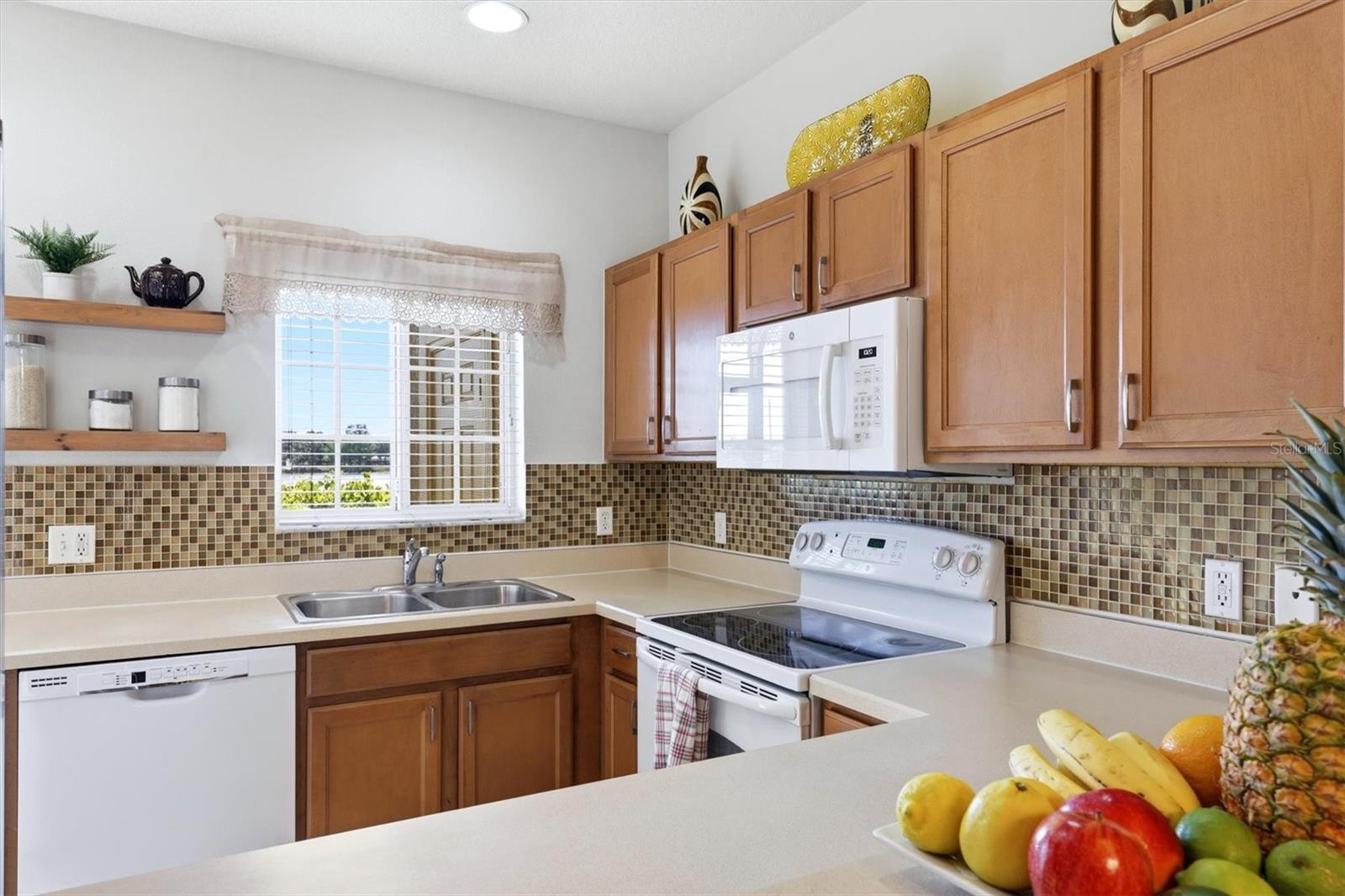 3903 45TH TER W #106, BRADENTON, FL, 34210