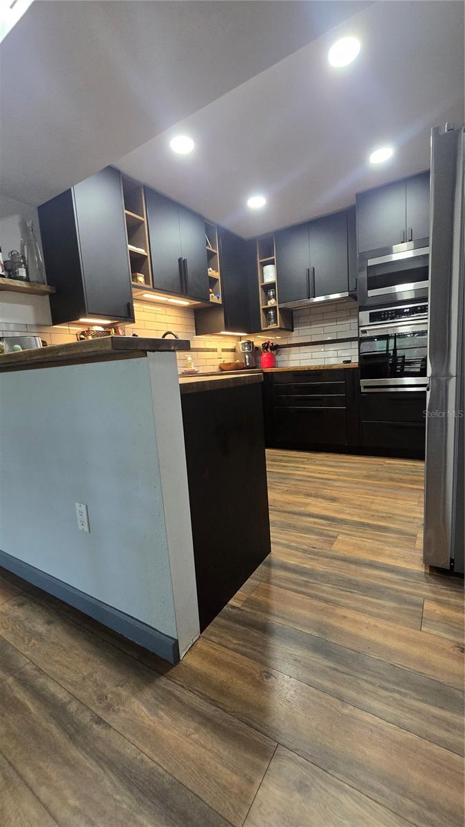 406 LENNOX RD W, PALM HARBOR, FL, 34683