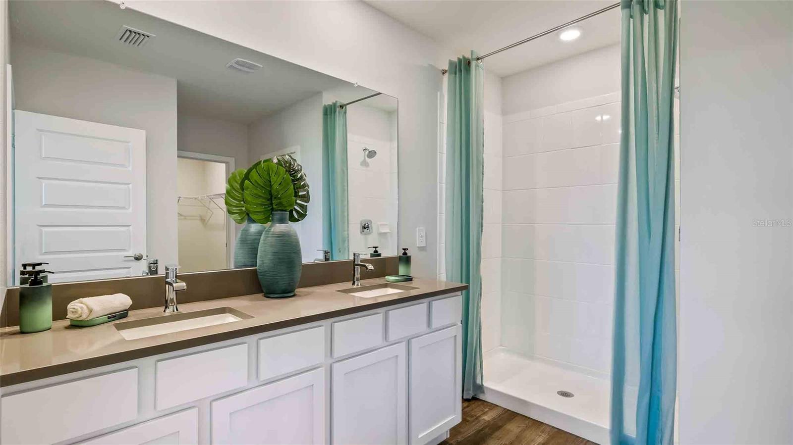 18312 BEEHIVE TER, LAKEWOOD RANCH, FL, 34211