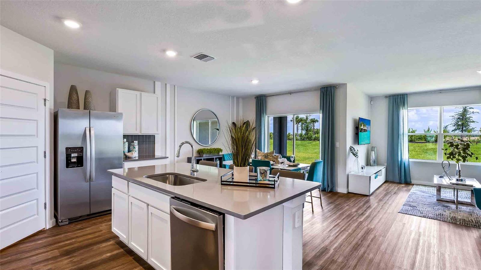 18312 BEEHIVE TER, LAKEWOOD RANCH, FL, 34211