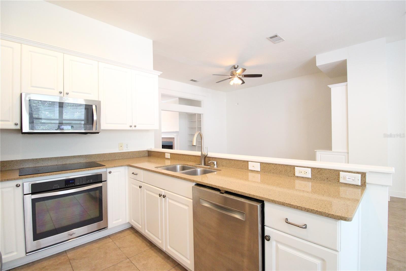 132 NE 4TH ST #23, GAINESVILLE, FL, 32601