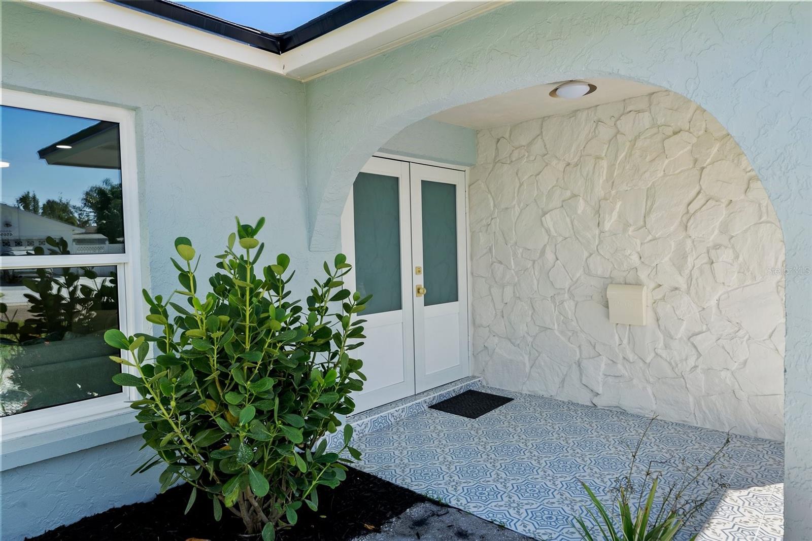 4568 40TH ST S, ST PETERSBURG, FL, 33711