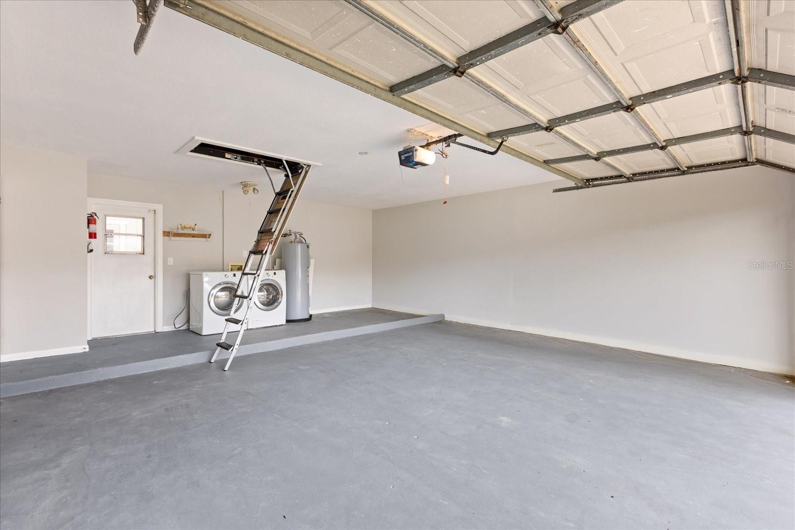 366 WEKIVA COVE RD, LONGWOOD, FL, 32779