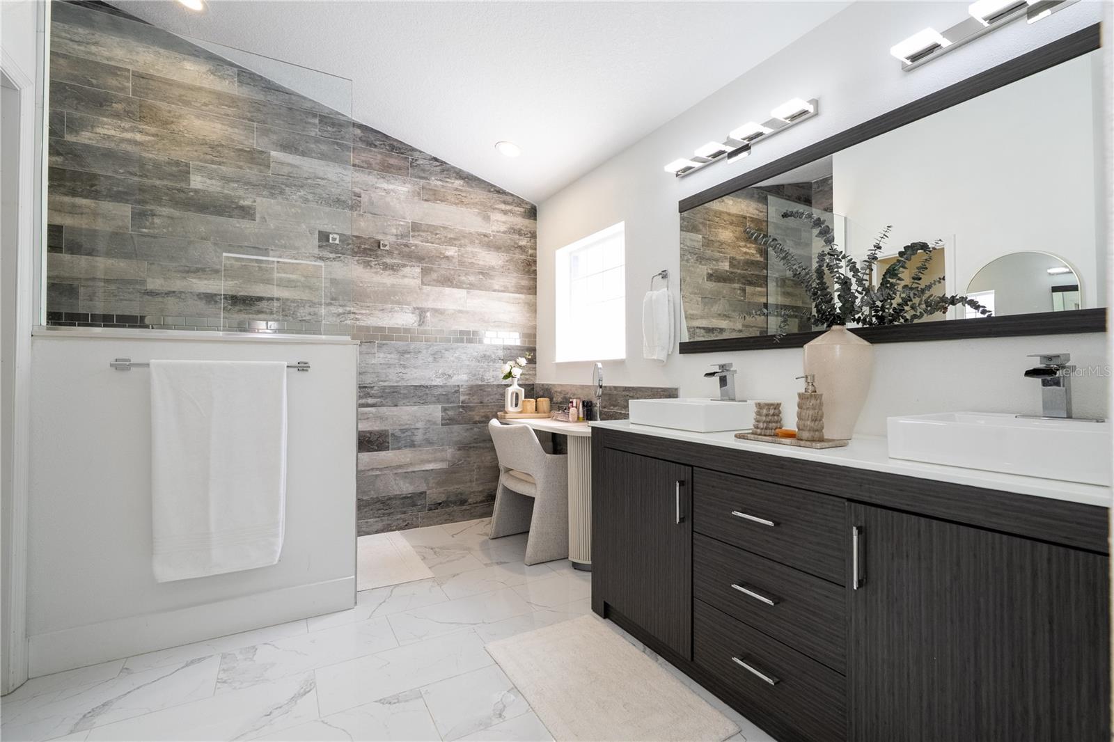 8618 BENOIT AVE, ORLANDO, FL, 32836