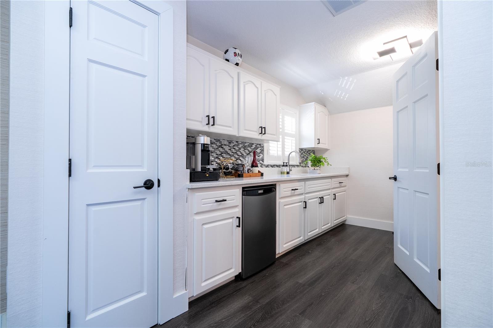 8618 BENOIT AVE, ORLANDO, FL, 32836