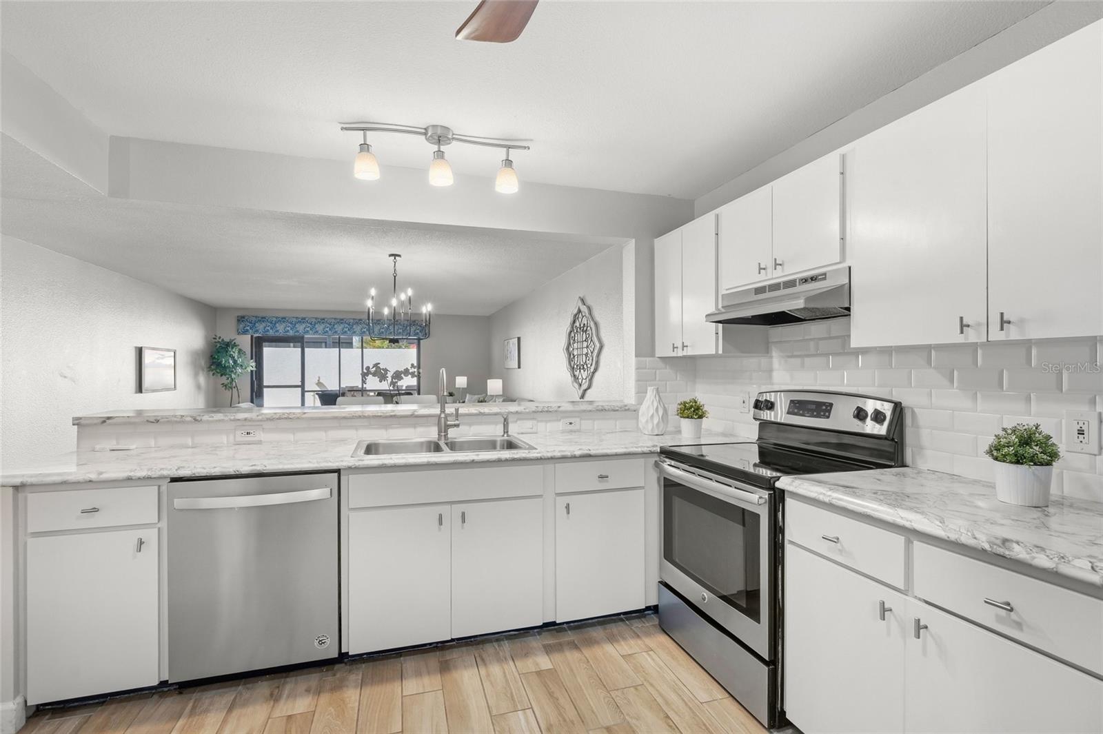 226 SHERWOOD DR #226, BRADENTON, FL, 34210