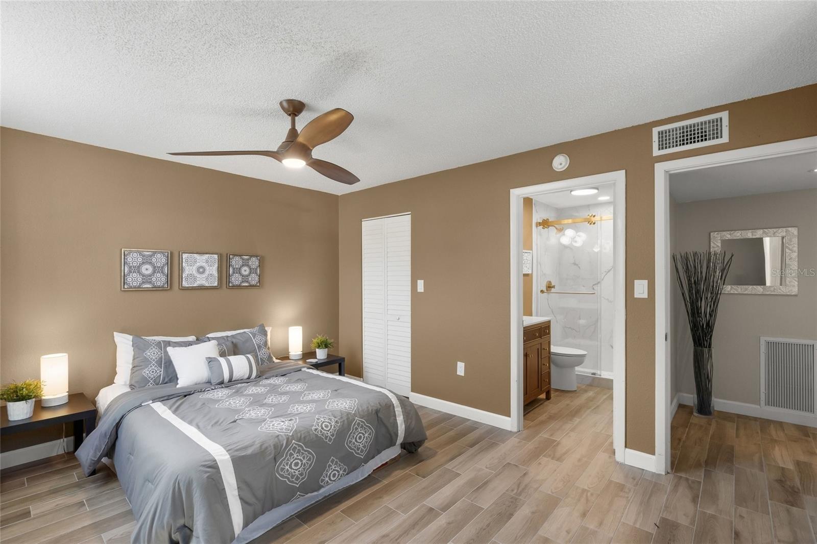 226 SHERWOOD DR #226, BRADENTON, FL, 34210