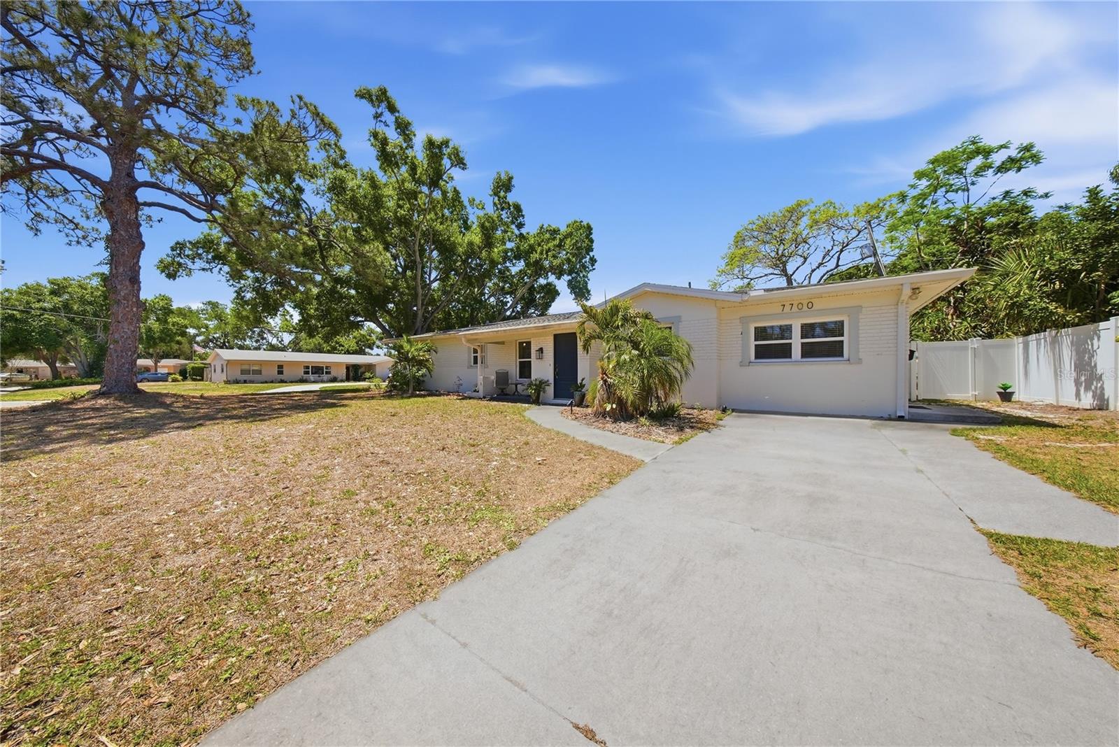 7700 16TH AVE N, ST PETERSBURG, FL, 33710