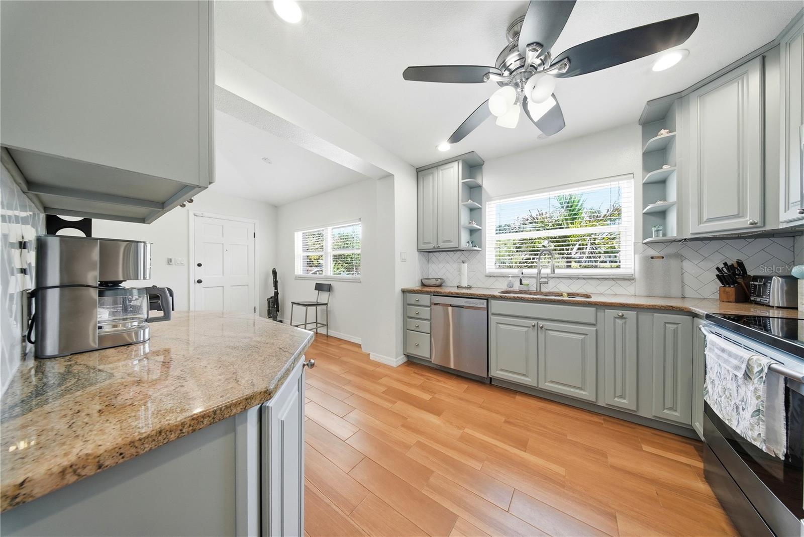 7700 16TH AVE N, ST PETERSBURG, FL, 33710