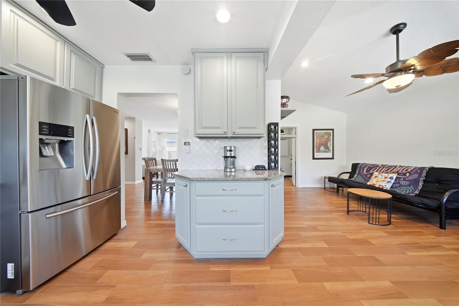 7700 16TH AVE N, ST PETERSBURG, FL, 33710