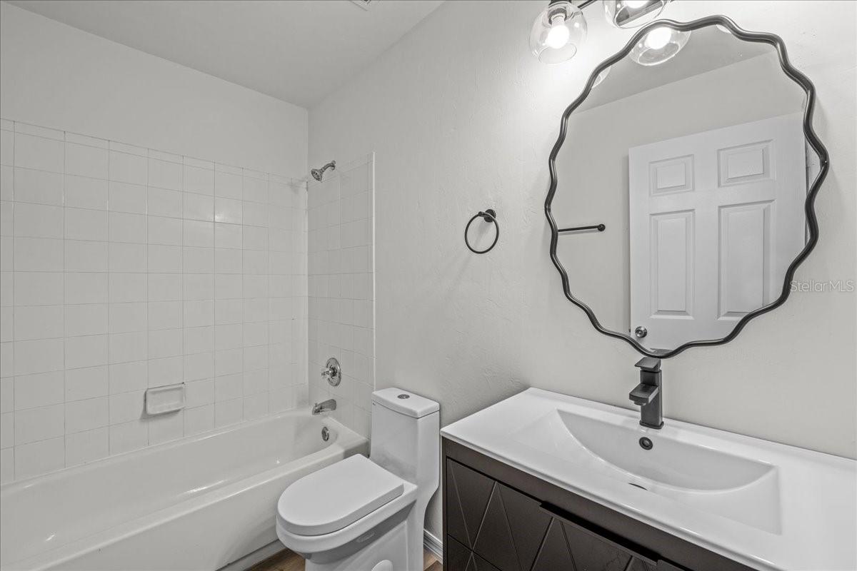 415 NW 10TH ST, GAINESVILLE, FL, 32601