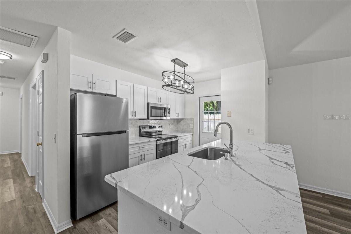 415 NW 10TH ST, GAINESVILLE, FL, 32601