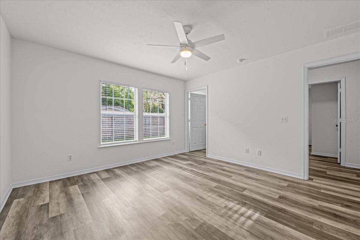 415 NW 10TH ST, GAINESVILLE, FL, 32601