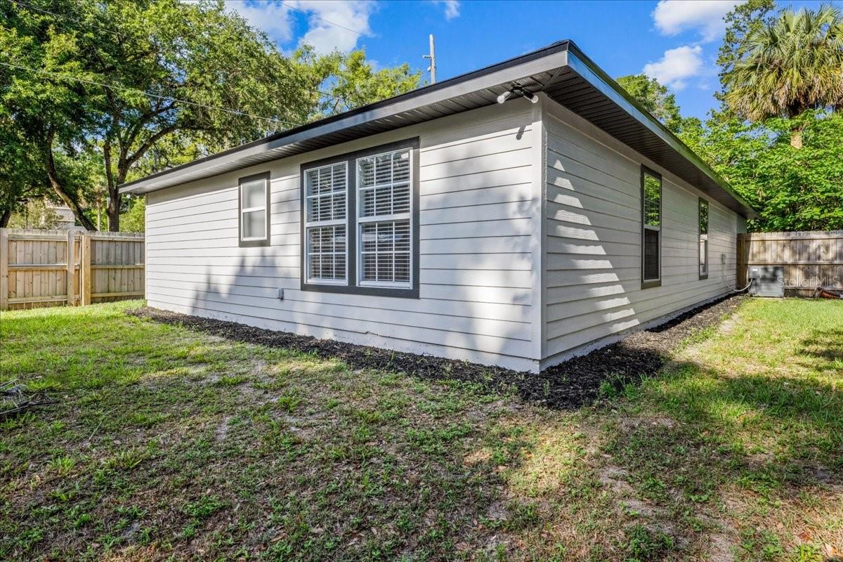 415 NW 10TH ST, GAINESVILLE, FL, 32601