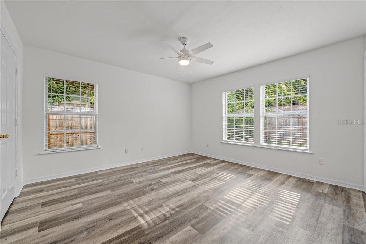 415 NW 10TH ST, GAINESVILLE, FL, 32601