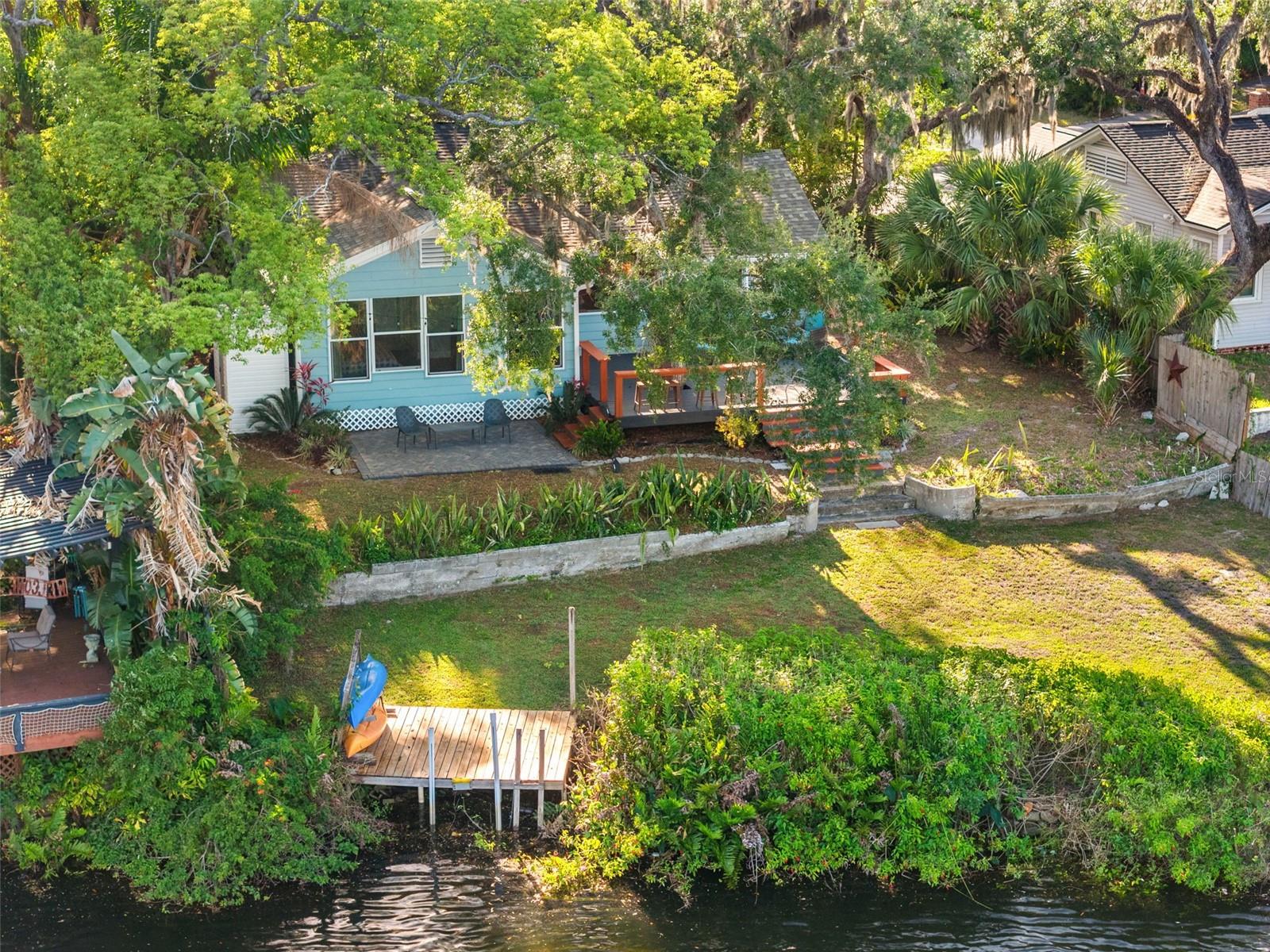 1502 E PARK CIR, TAMPA, FL, 33610