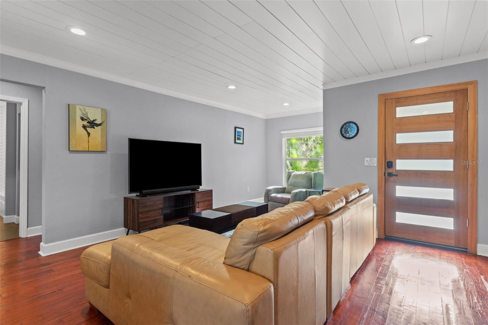 1502 E PARK CIR, TAMPA, FL, 33610