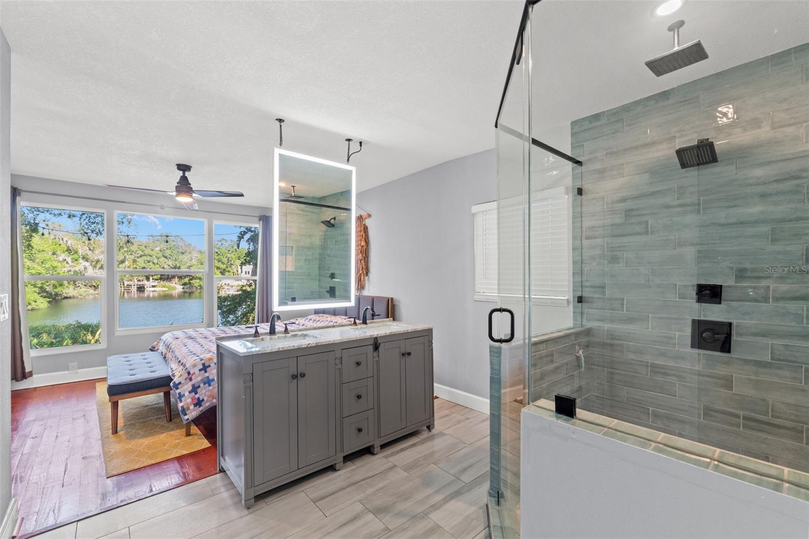 1502 E PARK CIR, TAMPA, FL, 33610