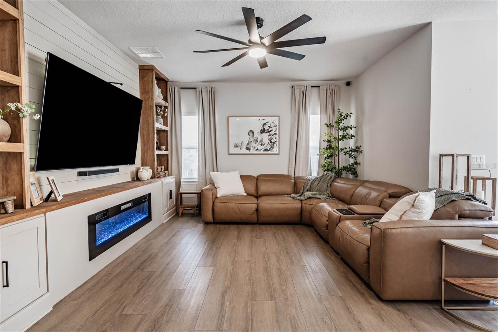 29345 MEADOWCROFT AVE, WESLEY CHAPEL, FL, 33544