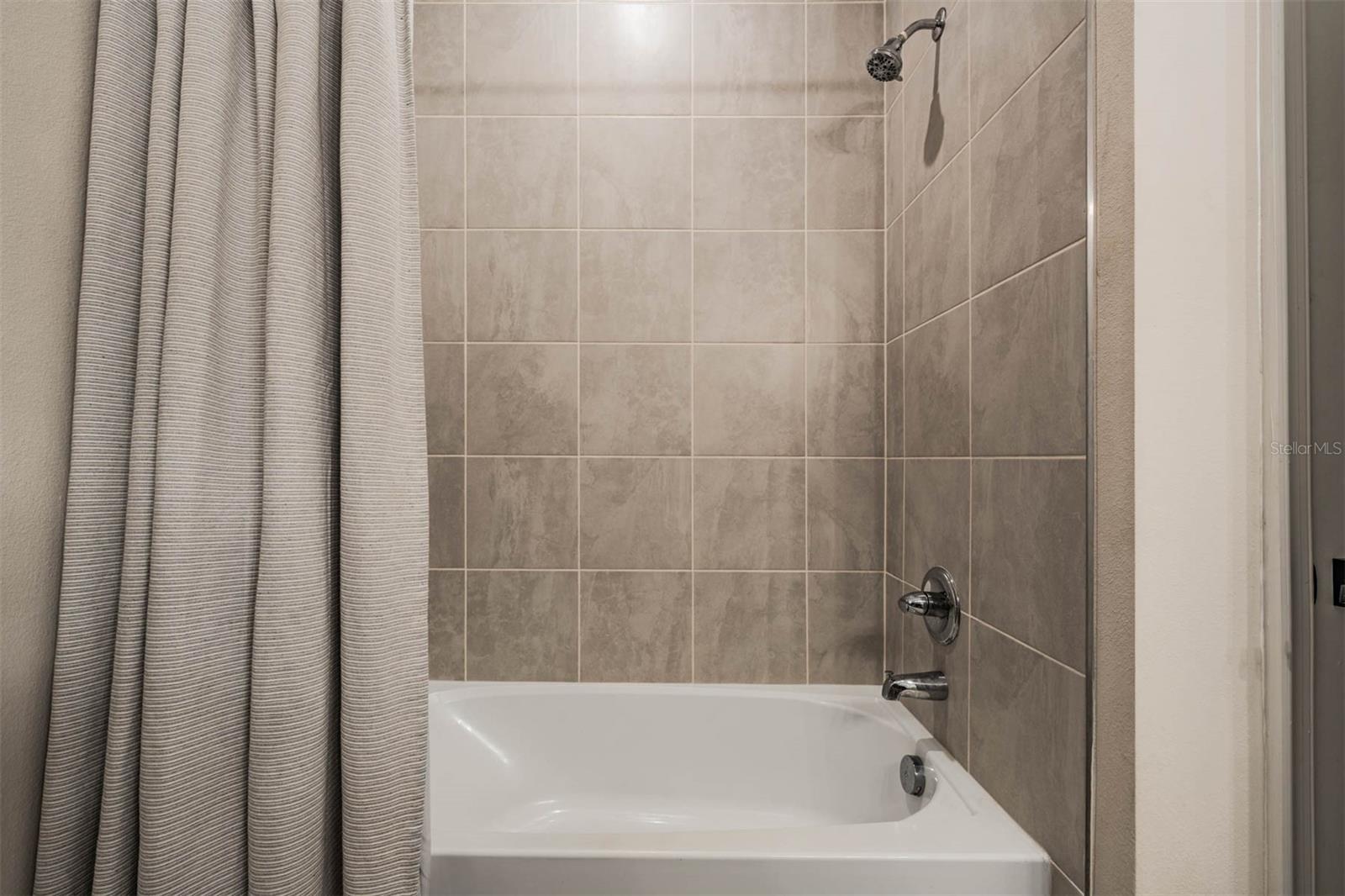 29345 MEADOWCROFT AVE, WESLEY CHAPEL, FL, 33544