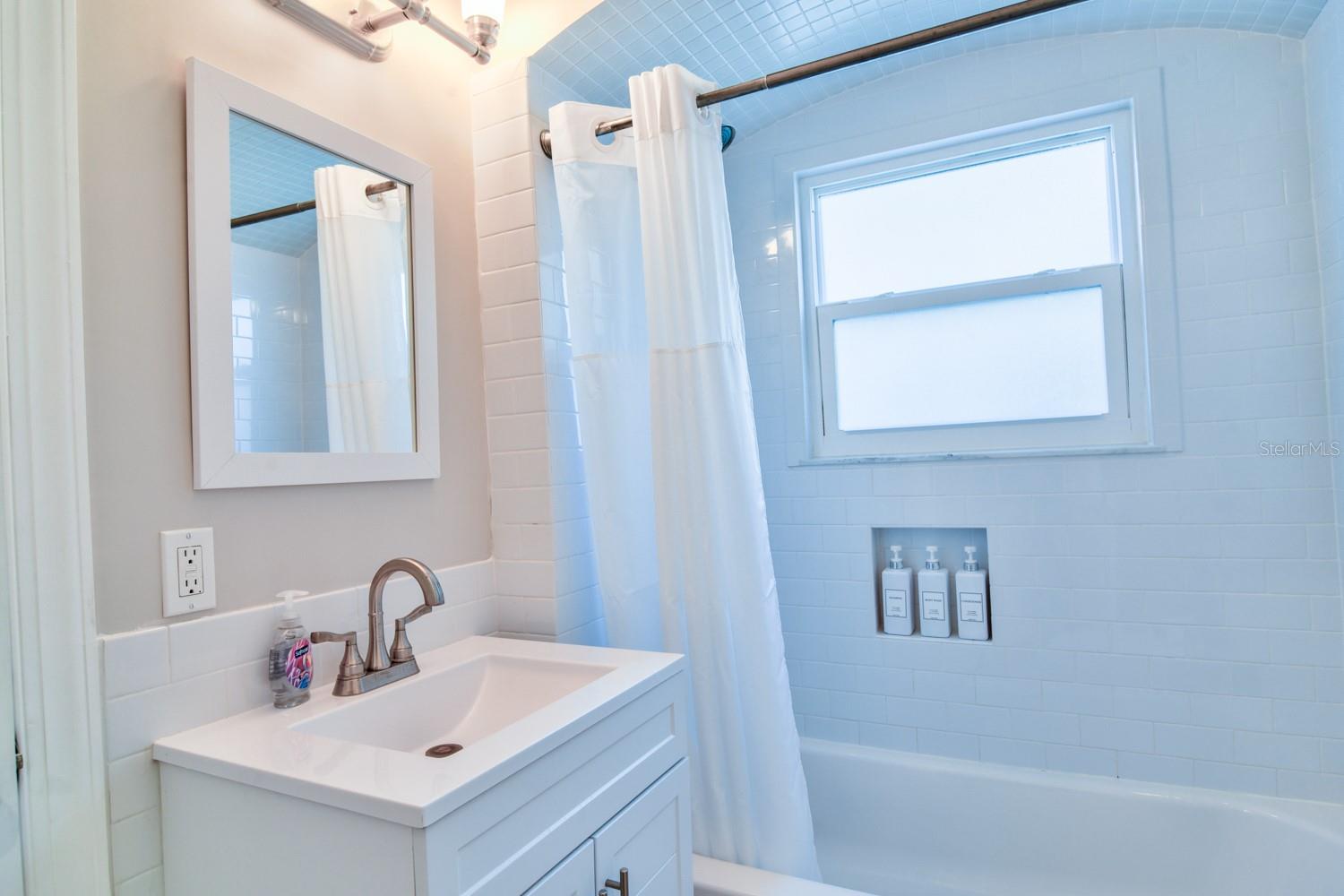 15565 GULF BLVD, REDINGTON BEACH, FL, 33708