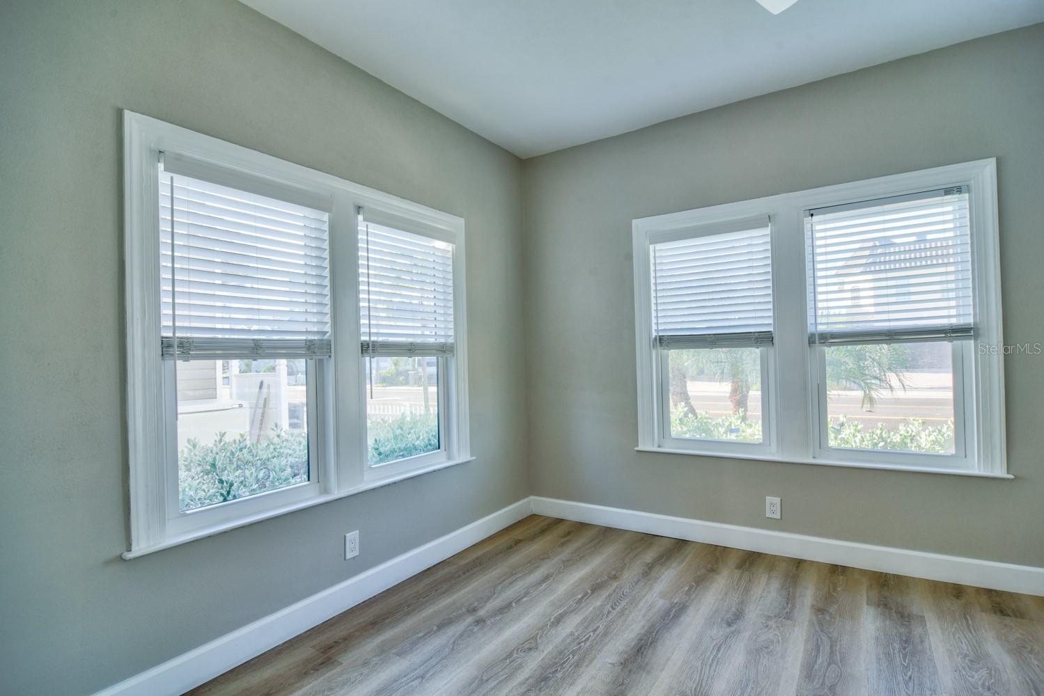 15565 GULF BLVD, REDINGTON BEACH, FL, 33708