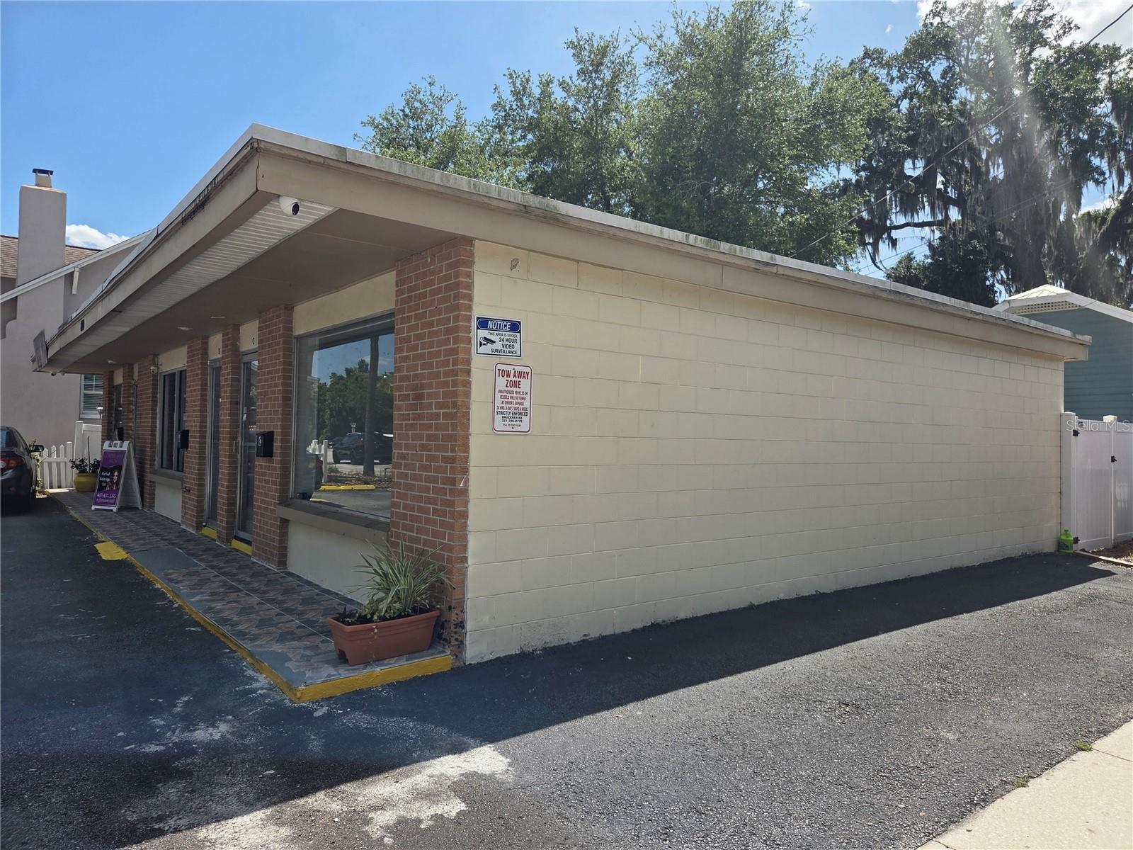 820 N MAIN ST, KISSIMMEE, FL, 34744