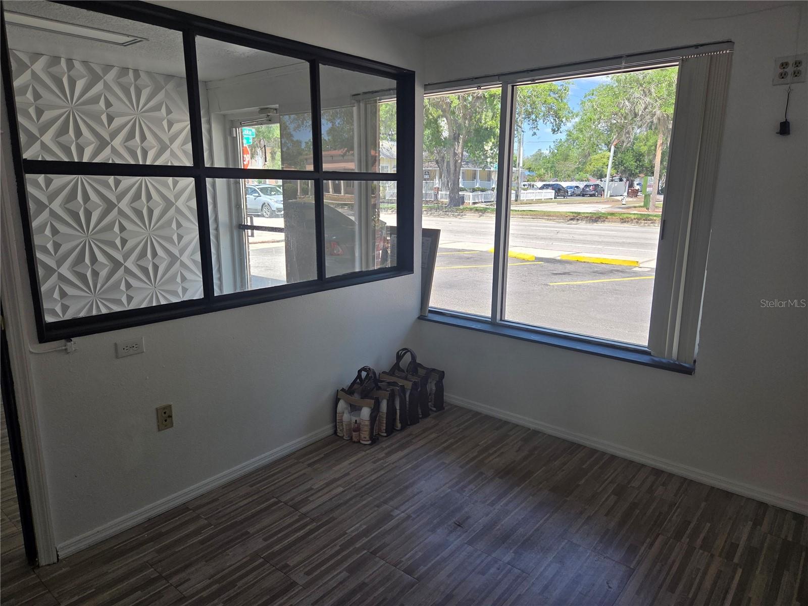 820 N MAIN ST, KISSIMMEE, FL, 34744