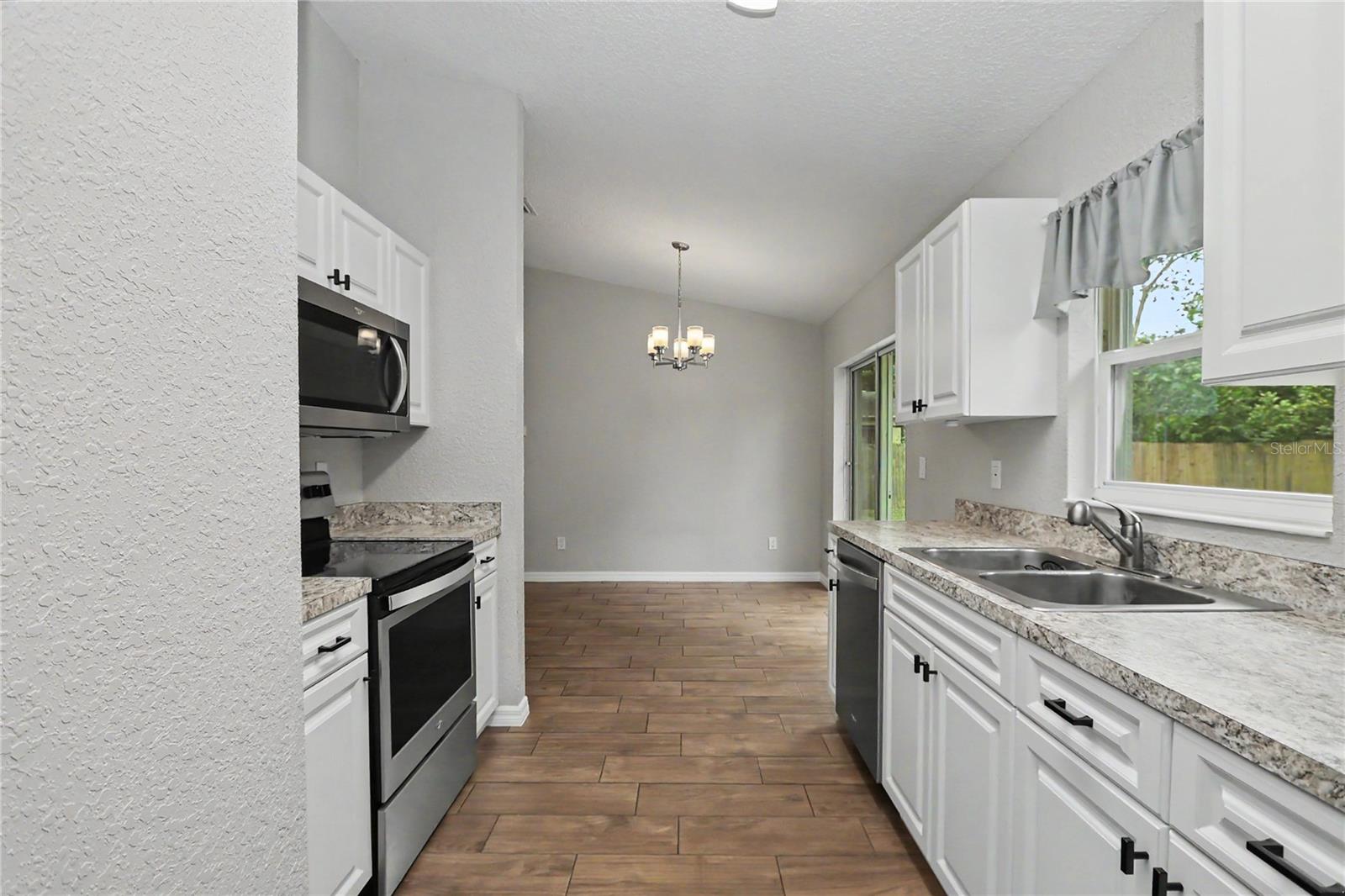 6512 NW 11 AVE, OCALA, FL, 34475