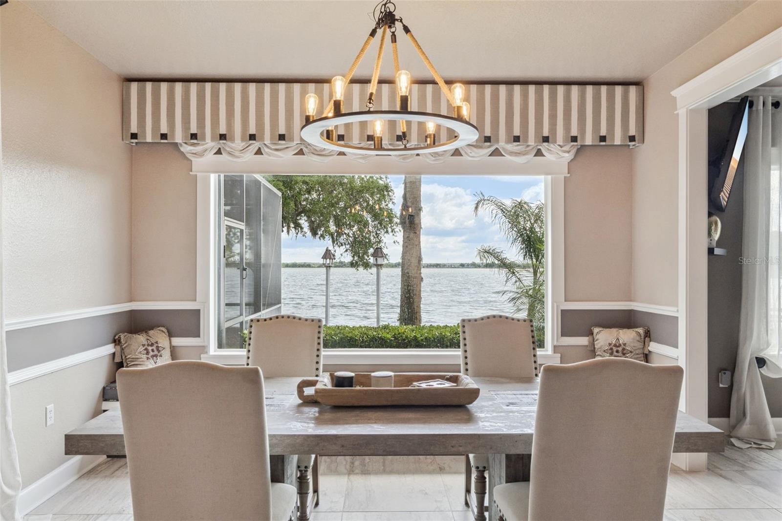 29650 SQUIRREL POINT RD, TAVARES, FL, 32778