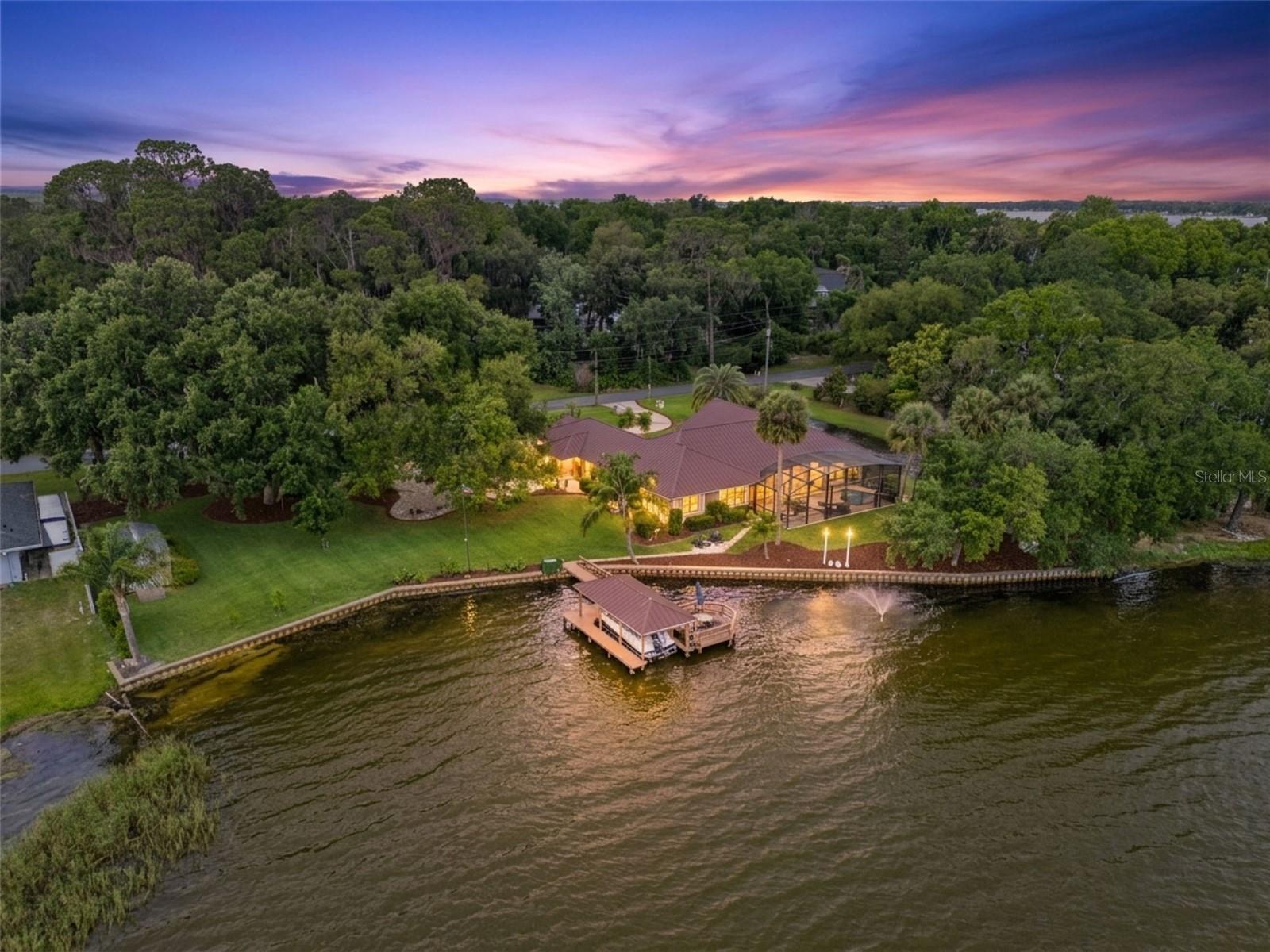 29650 SQUIRREL POINT RD, TAVARES, FL, 32778