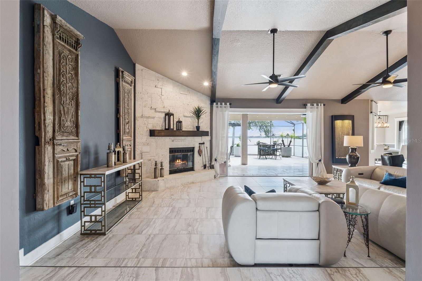 29650 SQUIRREL POINT RD, TAVARES, FL, 32778